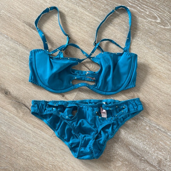 AGENT PROVOCATEUR TEAL SET